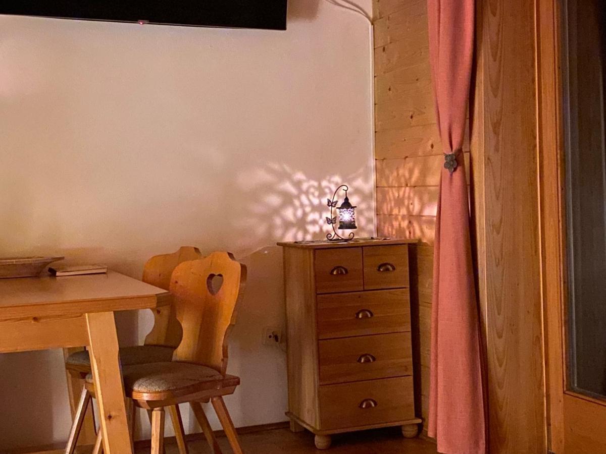 Almhaus Zirbenheim Nicolina Villa Flattnitz Exteriör bild